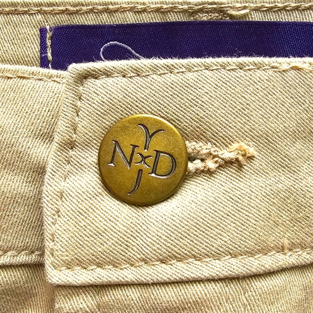 NYDJ Lift X Tuck Bermuda shorts - Picture 4 of 5